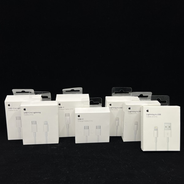 USB-C 또는 Lightning 케이블